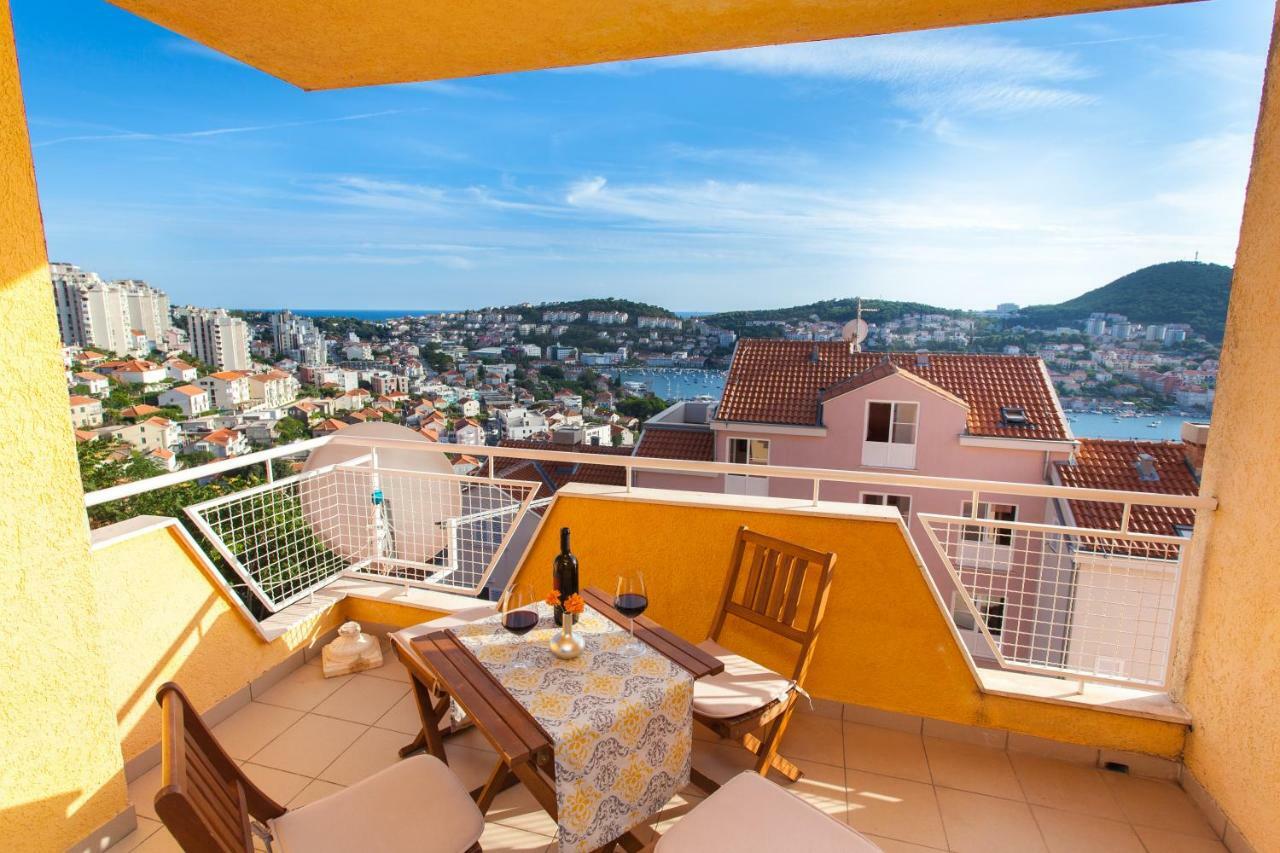Two Bedroom Apartment With A Sea View & A Balcony Dubrovnik Exterior foto